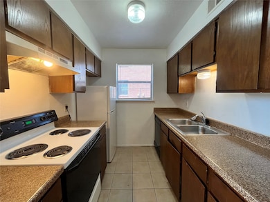 2526 W Prairie St unit 107, Denton, TX 76201 - photo 5