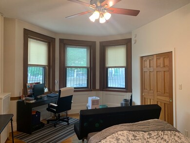 907 Beacon St unit 3, Boston, MA 02215 - photo 4