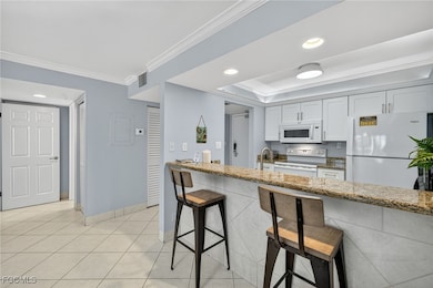 1501 Middle Gulf Dr unit 305F, Sanibel, FL 33957 - photo 5