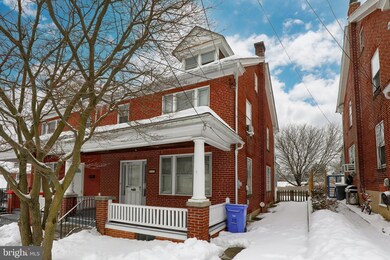 112 Clifton Ave, Reading, PA 19611 - photo 4