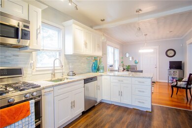 128 Warrington St, Providence, RI 02907 - photo 4