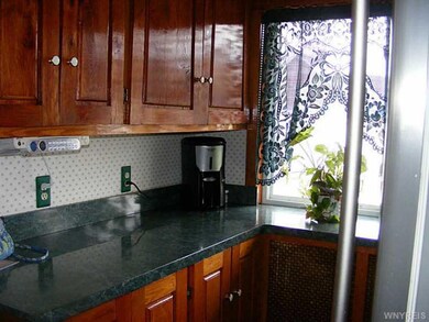 399 Stanley St, North Tonawanda, NY 14120 - photo 5