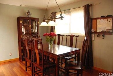 Dining Room Off Kitchen Area