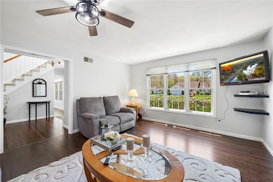 8 Castleton Dr, Cranston, RI 02921 - photo 6