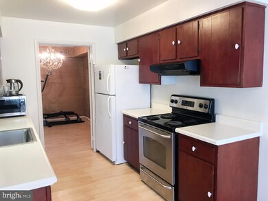 10551 Jason Ln, Columbia, MD 21044 - photo 3