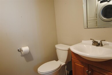 66 Hawkstead Hollow unit U57, Nashua, NH 03063 - photo 5