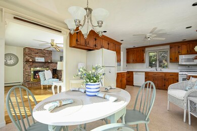 Dining  & Kitchen