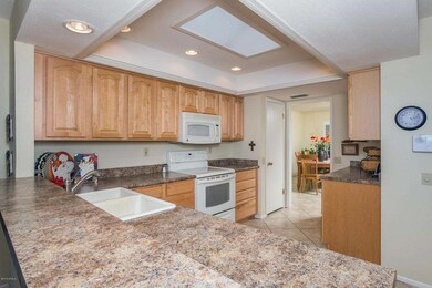 9806 W Evergreen Dr unit 55, Sun City, AZ 85373 - photo 3