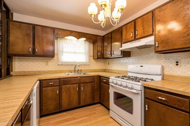 2 Liberta Dr (13 of 31)