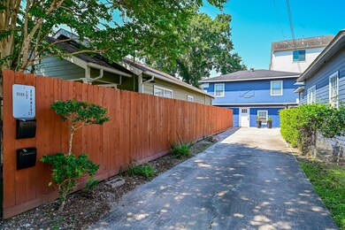 1509 1/2 Bonner St unit A, Houston, TX 77007 - photo 2