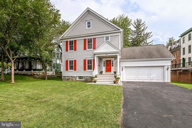 235 Locust St SE, Vienna, VA 22180 - photo 2