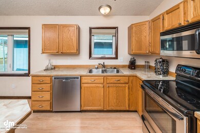 7611 Little Bend Cir Anchorage-large-011