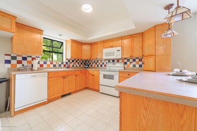 4100 N Dustin Ave-25