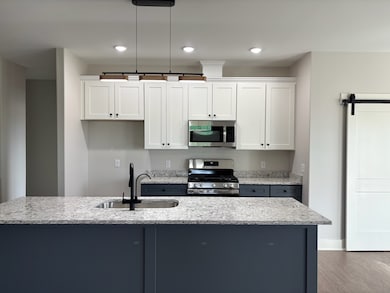 631 Anjali Ct unit R, Sycamore, IL 60178 - photo 4