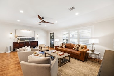 2007 Nina Lee Ln, Houston, TX 77018 - photo 5