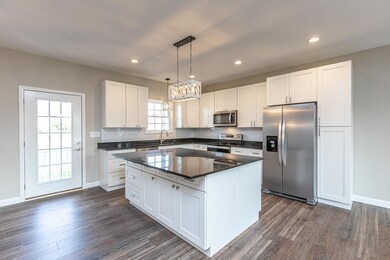 917 Milward Dr, Harrodsburg, KY 40330 - photo 7