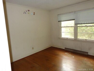 654 N Bost St unit 14, Statesville, NC 28677 - photo 4