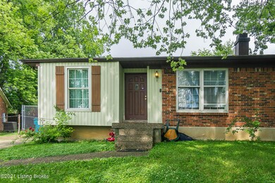 8000 Cloverport Ct, Louisville, KY 40228 - photo 2