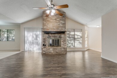 5722 Larkdale Dr, San Antonio, TX 78233 - photo 2
