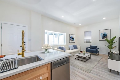 6137 Adams St unit 2, West New York, NJ 07093 - photo 2