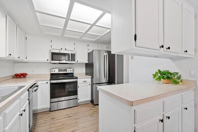 6241 Magda Dr, Maple Grove, MN 55369 - photo 6