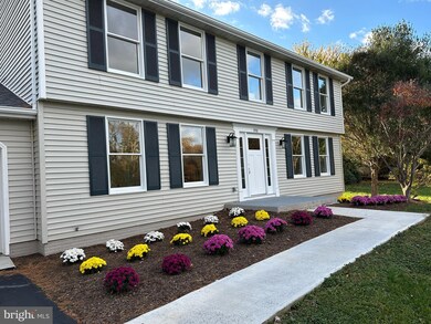 998 Hacienda Ct, Westminster, MD 21157 - photo 2