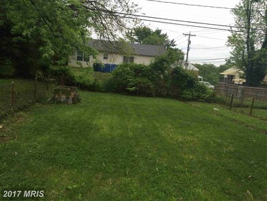 2502 Oakley Ave, Baltimore, MD 21215 - photo 4