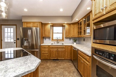 1510 Audubon Dr, Waterloo, IA 50701 - photo 6