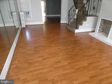 5233 Locust St, Philadelphia, PA 19139 - photo 5