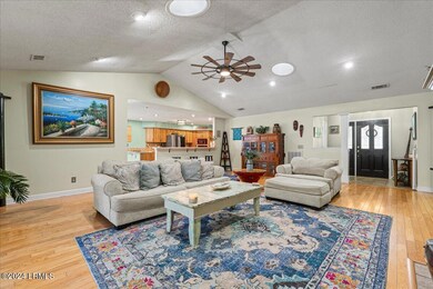 9 Appleby Ln, Beaufort, SC 29906 - photo 5