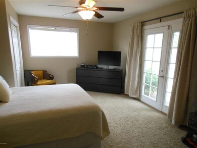 7-Master Bedroom