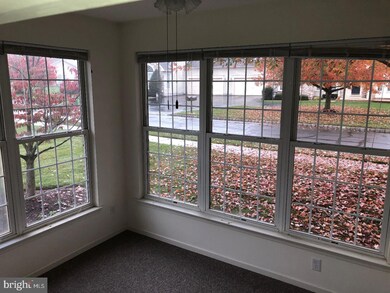 812 Persimmon Ln unit V145, Langhorne, PA 19047 - photo 7