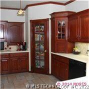 Large gourmet kitchen with large pantry.