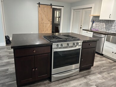 422 Parker Rd, Portland, TN 37148 - photo 6