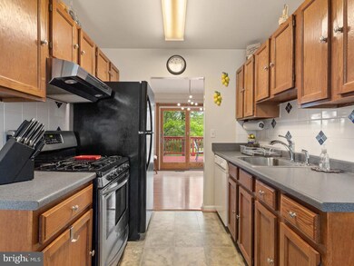 3700 Monitor Place, Olney, MD 20832 - photo 6