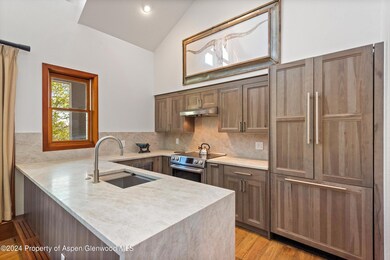 08-425WoodRd43_240530008