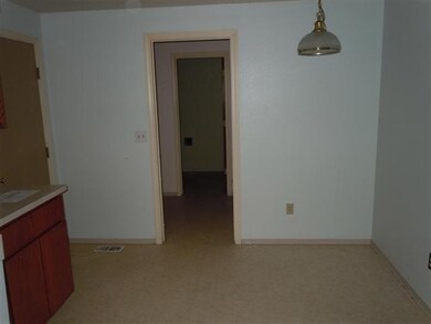 811 E Hawaii Ave, Nampa, ID 83686 - photo 4