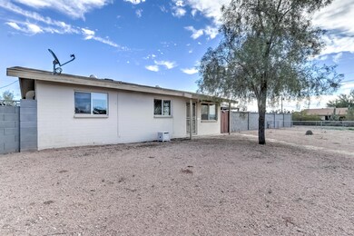 305 N Dewey St-2
