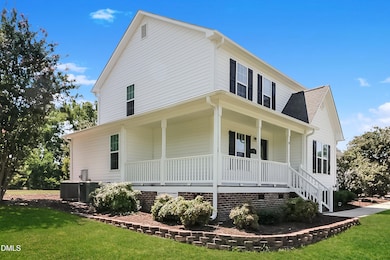 113 Nightshade Ln, Garner, NC 27529 - photo 2