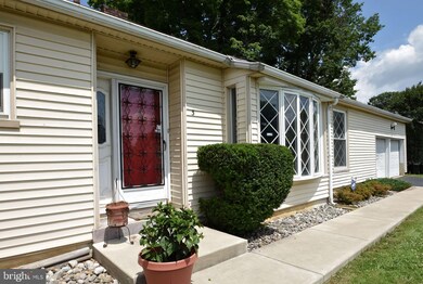 3 Taylor Rd, Conshohocken, PA 19428 - photo 2