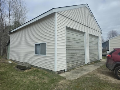 Exterior View (15)