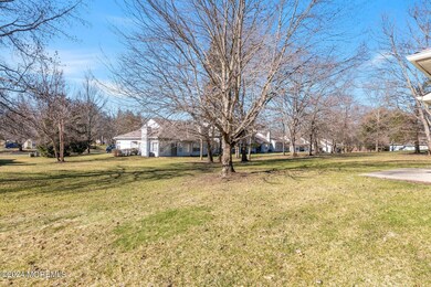 024-211RavenswoodRoad-Englishtown-NJ-077