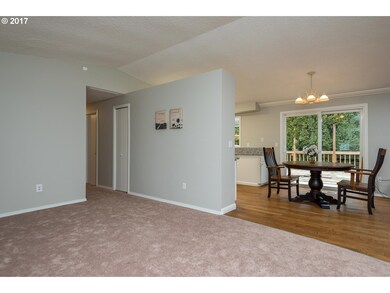 1615 SW Clara St, Troutdale, OR 97060 - photo 6