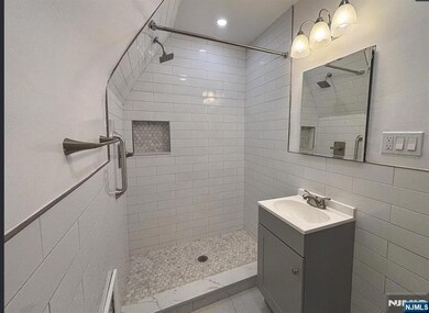 159 Kearny Ave unit 2, Kearny, NJ 07032 - photo 4