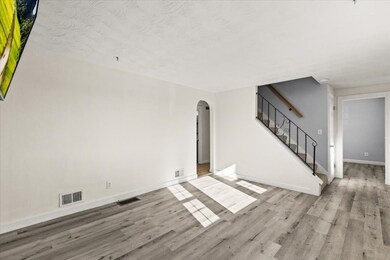 922 Centre St, Brockton, MA 02302 - photo 5