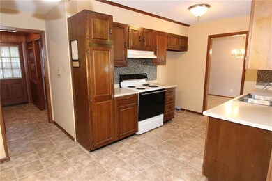 10412 W 55th St, Shawnee, KS 66203 - photo 4