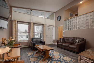 1725 Brink Dr, Anchorage, AK 99504 - photo 4