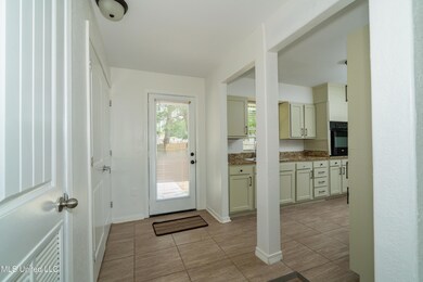 Primary Kitchen Entrance