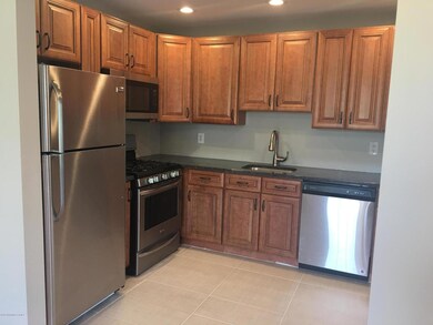 NEW KITCHEN WITH S/S APPLIANCES