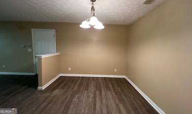 3203 Fairington Ridge Cir, Lithonia, GA 30038 - photo 6